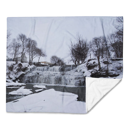 GLEN FALLS in WINTER | Throw Blanket